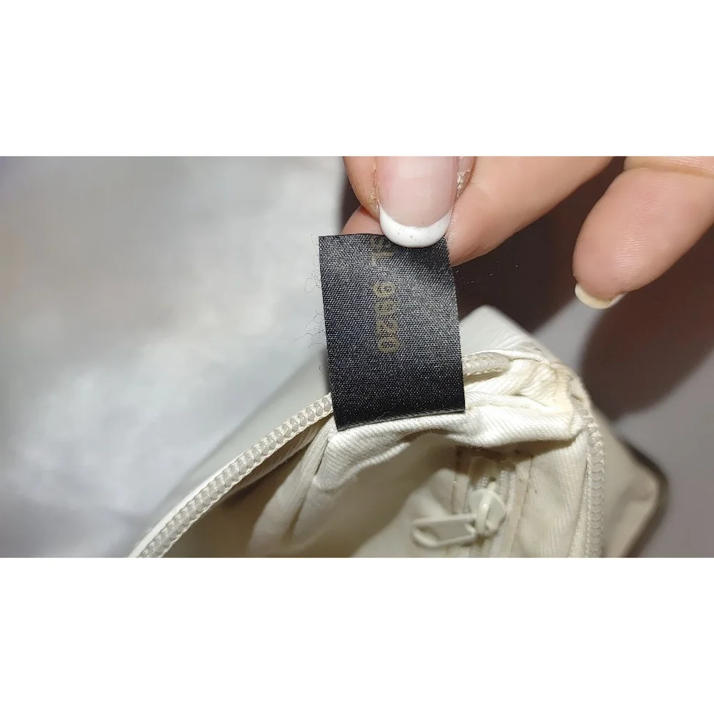Fossil Vintage Pebbled Leather Wallet